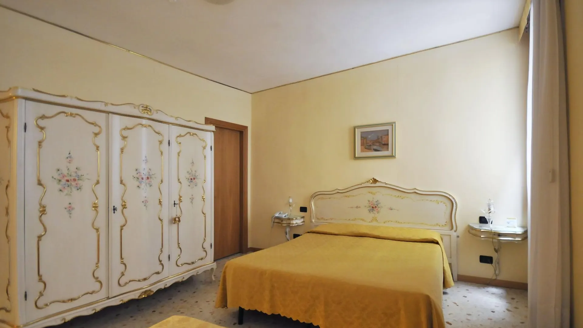 Hotel Ca' Leon D'Oro Venedig 3*,