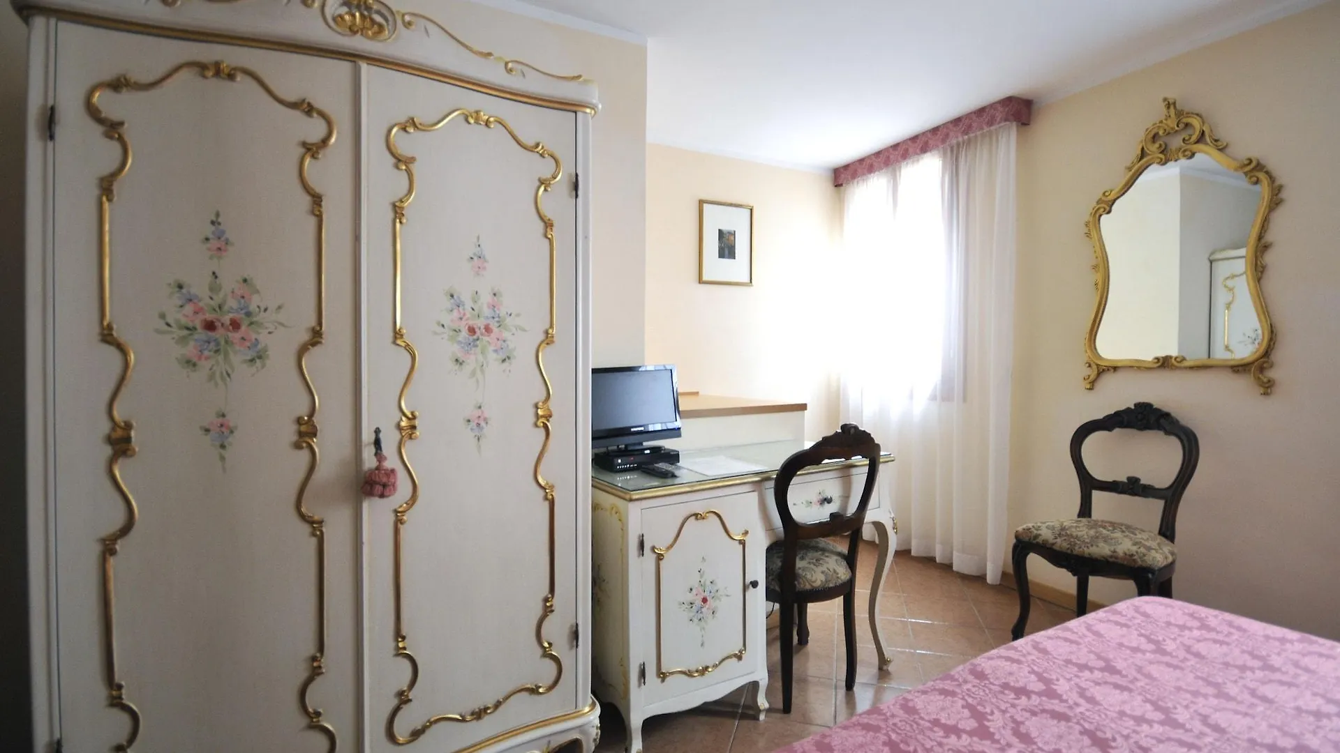 Hotel Ca' Leon D'Oro Venecia 3*,